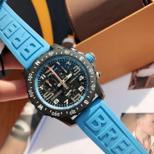 Breitling Carbon Fibre Chronograph: Luxury Super Clone Watch with COD 1100106782 - front view