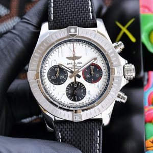 Breitling Avenger Super Clone Watch | Premium Cash on Delivery Replica 1047831568 - front view