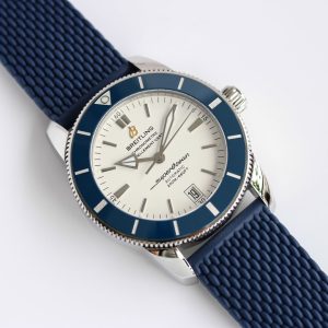 Breitling Superocean Heritage 42mm Men's Luxury Replica Watch 1121952871 - side view