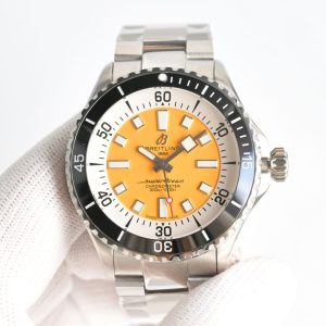 Breitling Superocean 42mm Men's Luxury Replica Watch with Cash on Delivery 1119121389 - side view | Breitling
