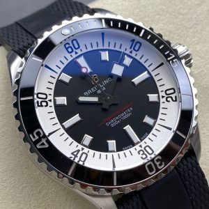 Breitling Superocean Heritage 42mm Men's 1:1 Super Clone Watch 1131062460 - side view | Breitling