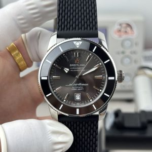 Breitling Superocean Heritage 42mm Luxury Replica Watch with Cash on Delivery 1114302133 - side view | Breitling