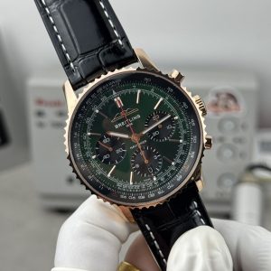 Premium Breitling Navitimer 43mm Super Clone with B01 Calibre 1135445334 - side view