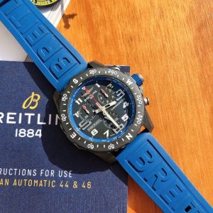 Breitling Carbon Fibre Chronograph: Premium Super Clone Watches for Sale 1100107013 - interior view | Breitling