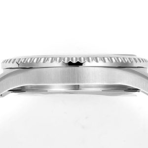 Breitling Aviator's Legend Super Clone Watch | Luxury Replica 1117148000 - macro shot